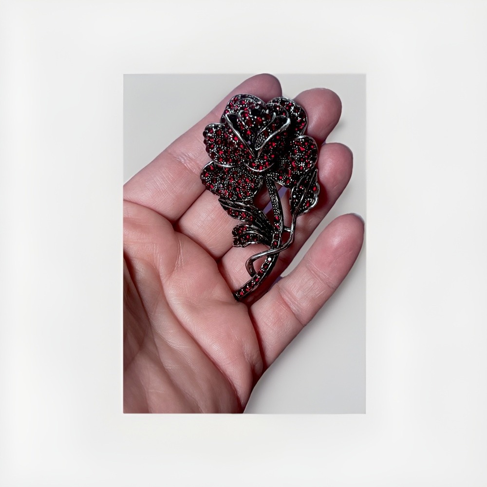 Large red rose Crystal Rhinestone Brooches Flower Pendant Brooch pin gift